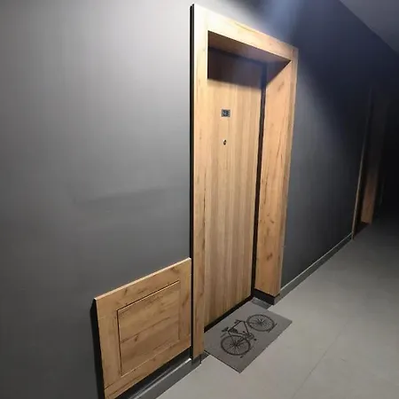Klimatyczne Mieszkanie W Sercu Starego Podgorza Krakow Exterior photo